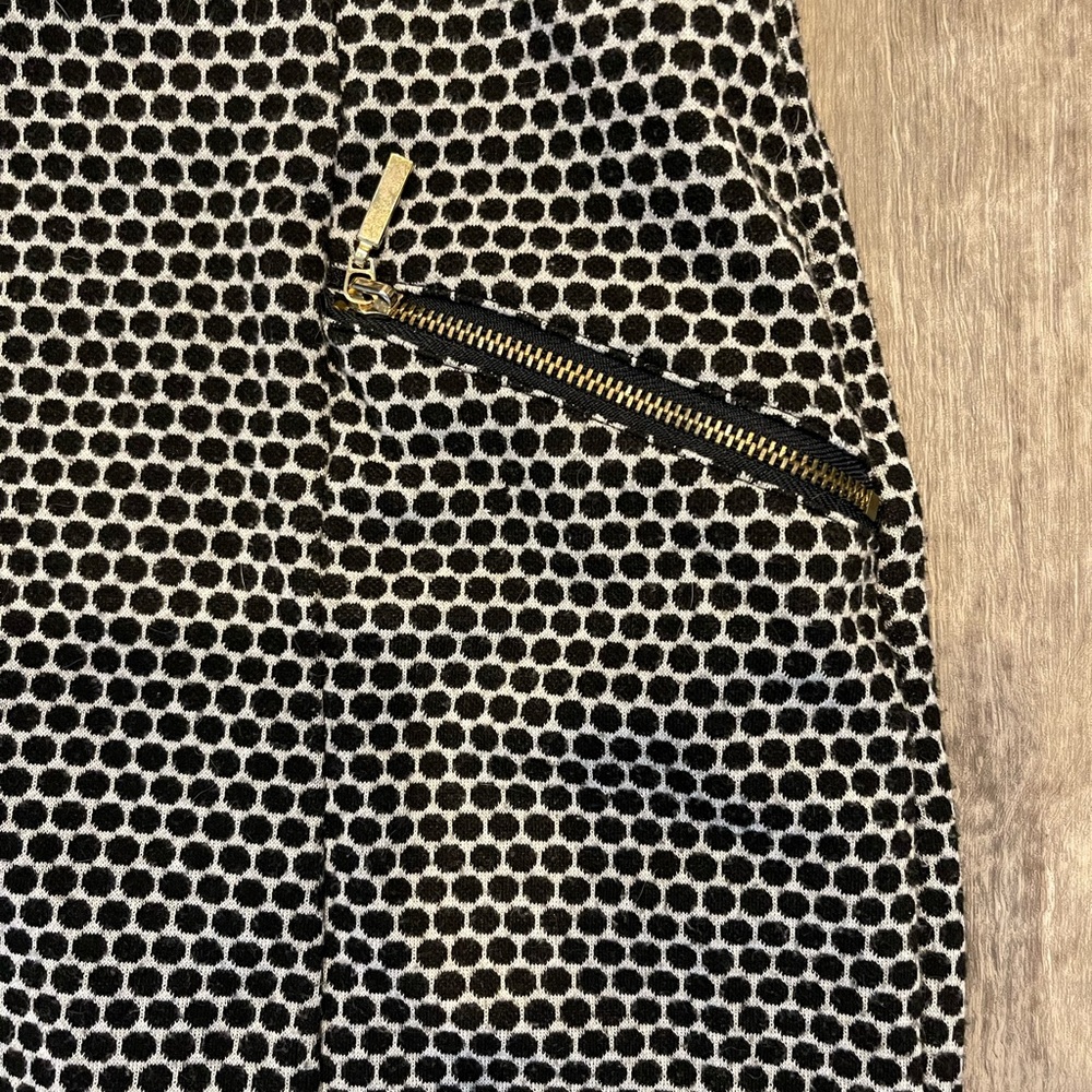 EUC Alfani Patterned Pencil Skirt